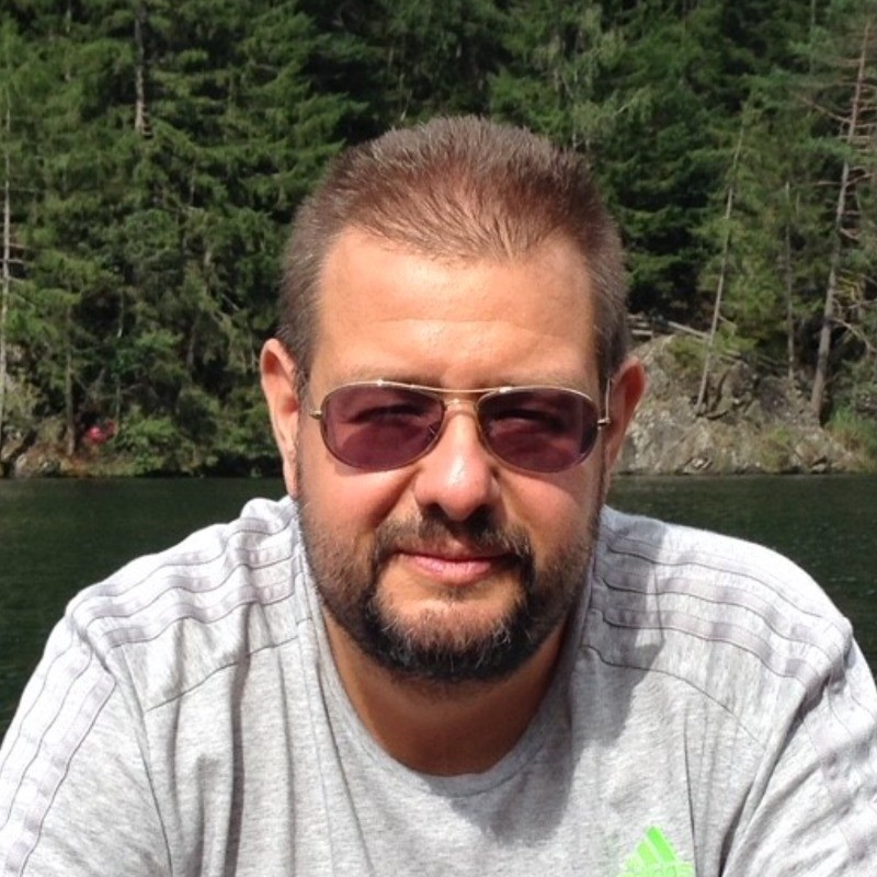 Team 8 Alessandro Vallebona
